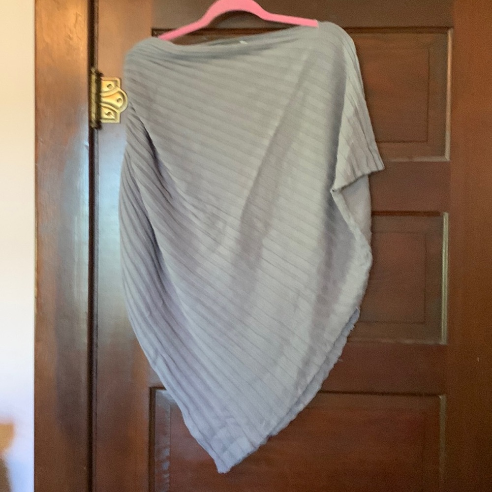 VERY unique maxstudio.com sweater/poncho